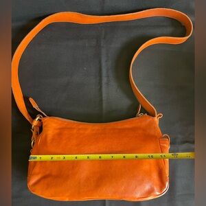 IL Bisonte shoulder bag.